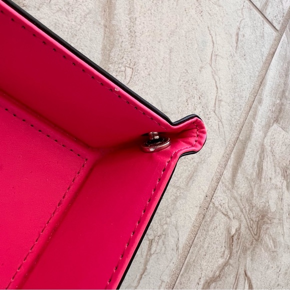 Anti social social club valet tray - Picture 3 of 3